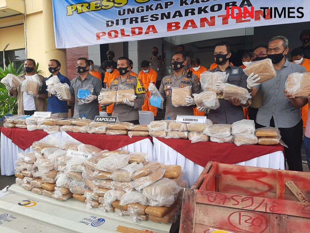 Polda Banten Gagalkan Penyelundupan 159 Kilogram Ganja dari Aceh