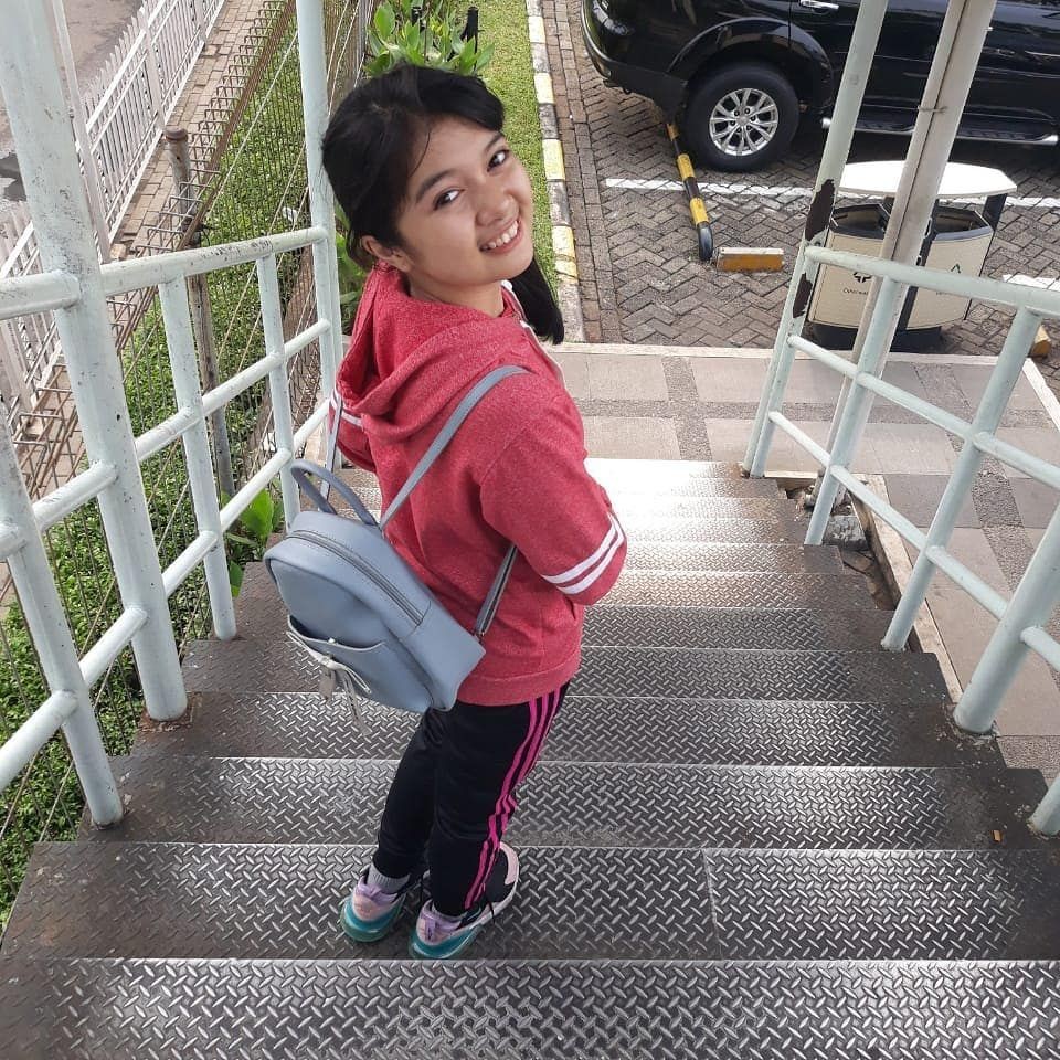 Imut dan Menggemaskan, 9 OOTD Kasual ala Afiqah JKT48