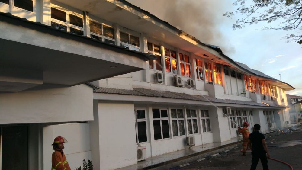 Kantor Dinkes Sulsel Terbakar, Data COVID-19 Diklaim Aman