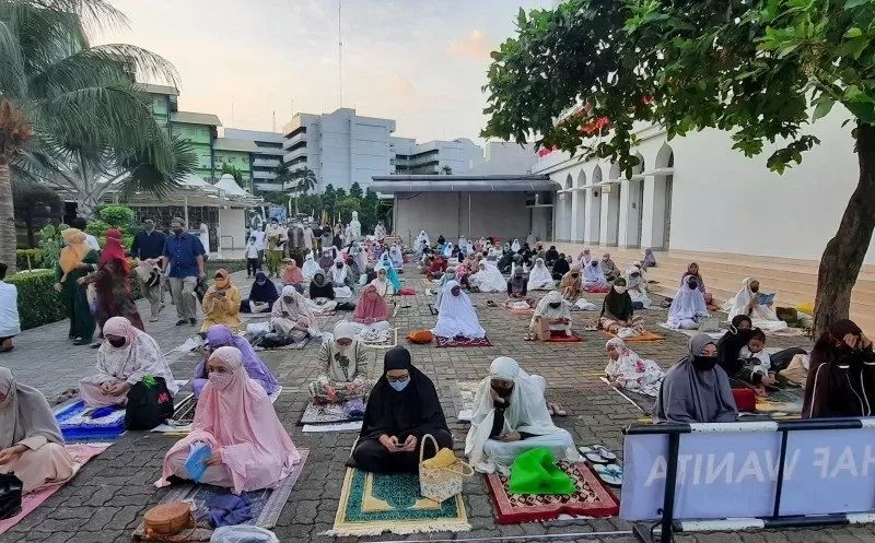 Warga Tak Patuh Jaga Jarak, Angka Kesakitan COVID-19 di Semarang Naik