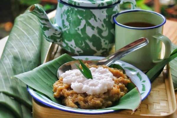 10 Makanan Khas Indonesia Yang Identik Dengan HUT RI 17 Agustus