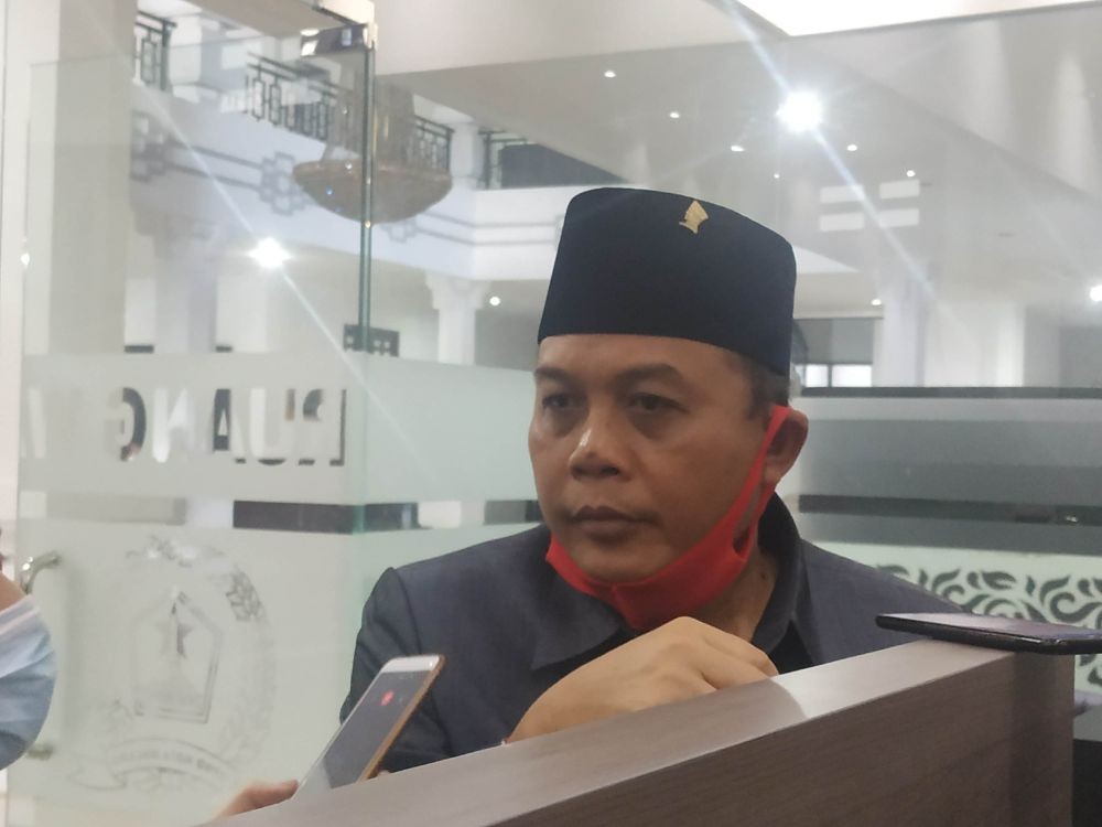 Teror Bom Molotov, DPC PDIP Kota Malang Minta Anggota Tak Terpancing