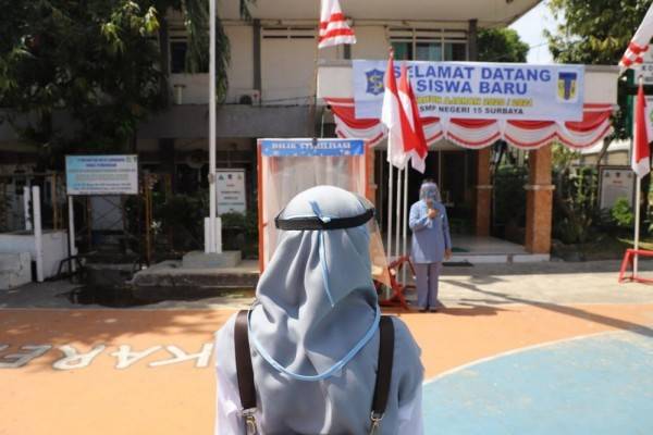 Simulasi Boleh, Sekolah Di Surabaya Jangan Buka Dulu