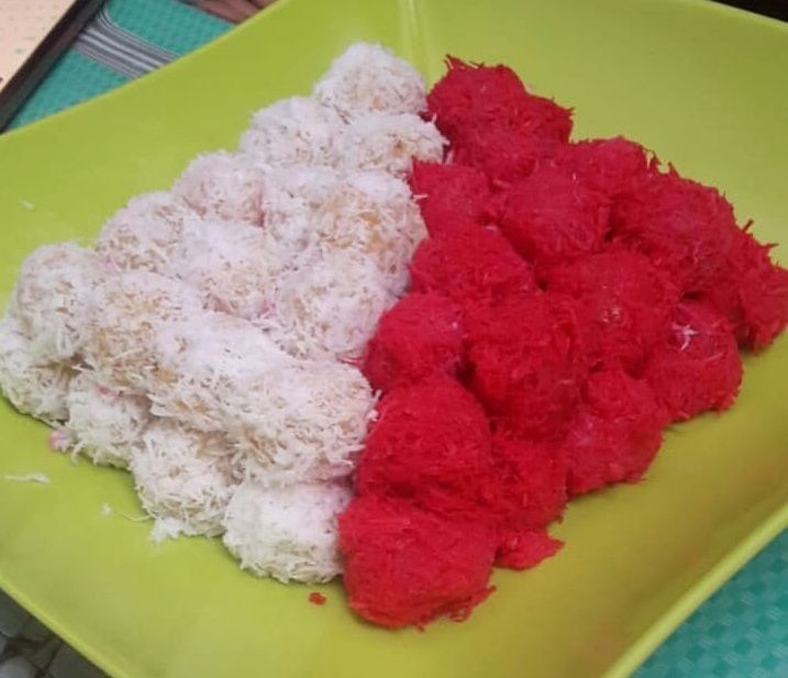 10 Makanan Khas Nusantara Berwarna Merah Putih