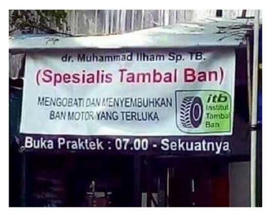 10 Spanduk Nyeleneh Pakai Gelar Dokter Ini Bikin Kamu Mikir Keras
