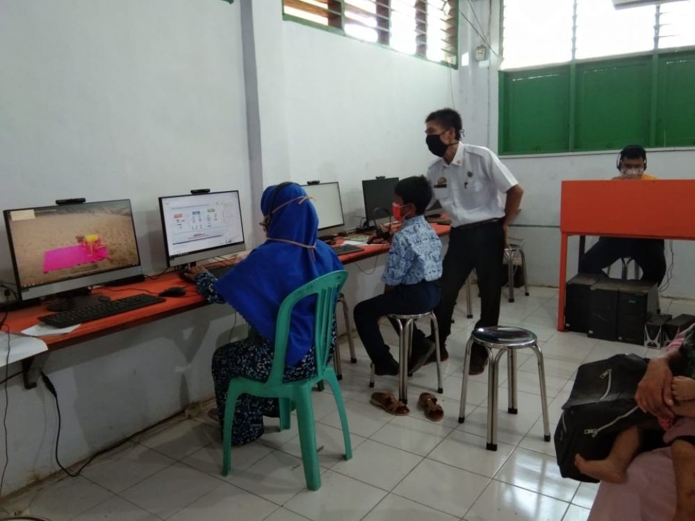 Ribuan Siswa SD dan SMP di Makassar Sulit Mengakses Belajar Daring