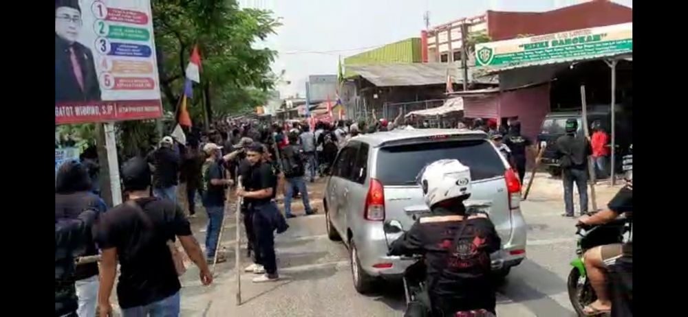 Sengketa Lahan, 2 Kelompok Massa Baku Hantam di Kota Tangerang