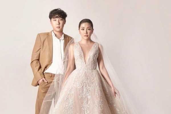 Resmi Menikah, Berikut 10 Potret Romantis YouTuber Michimomo dan Suami