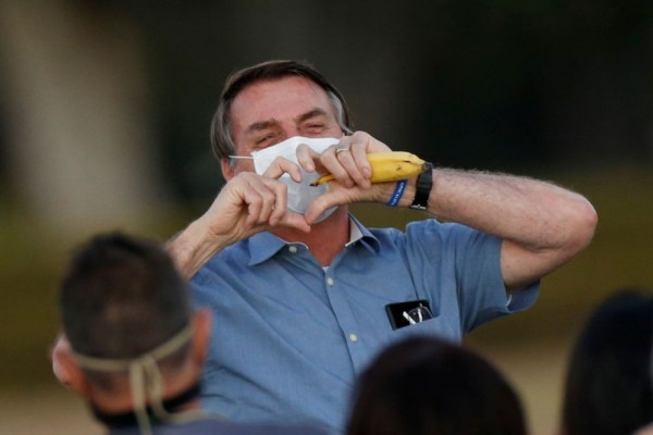Presiden Brasil Bolsonaro Lantik Jenderal sebagai Menteri Kesehatan