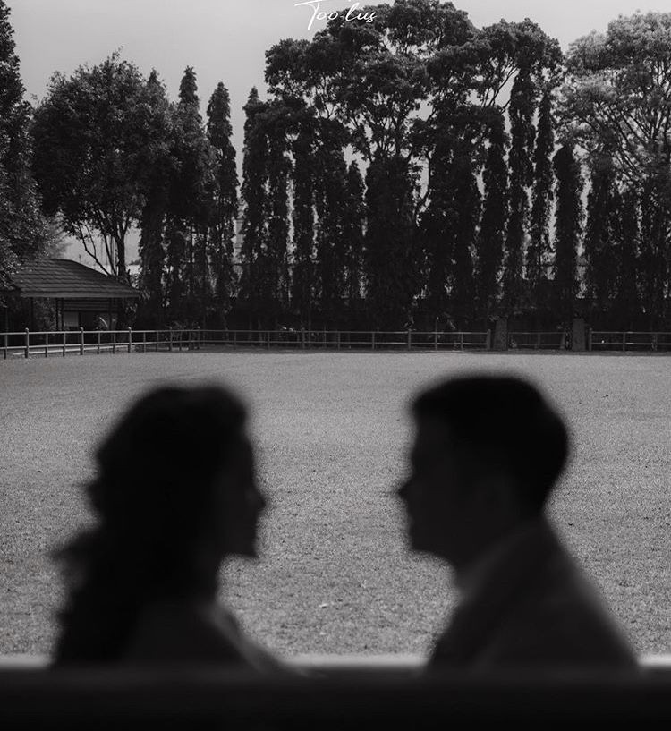 10 Potret Prewedding Handika Pratama dan Rosiana Dewi, Intim Banget!