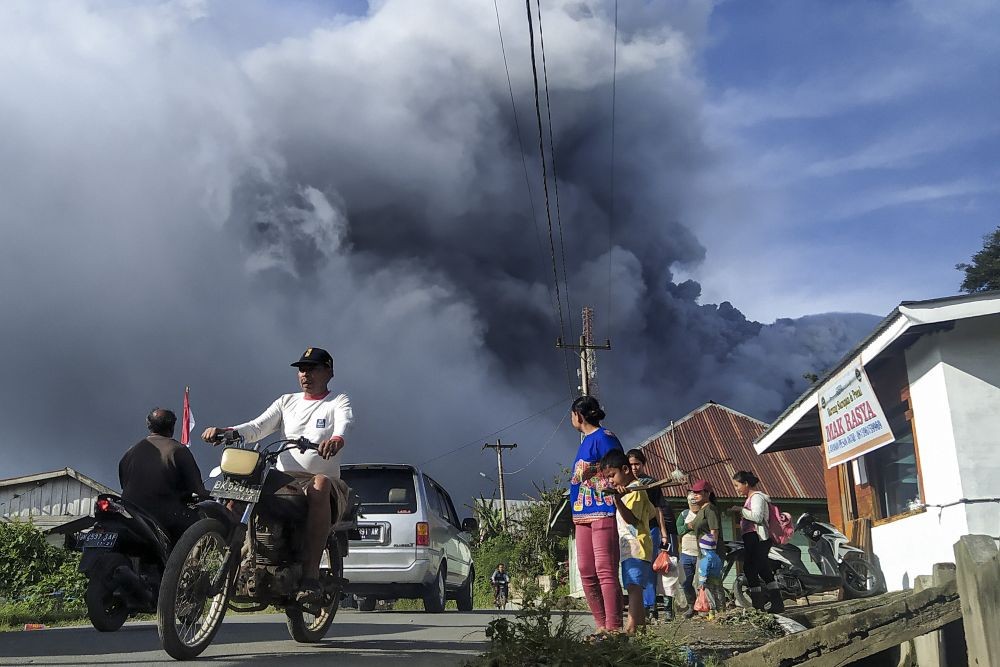Awal 2021, Sinabung Muntahkan Abu Vulkanik Setinggi 1.000 Meter