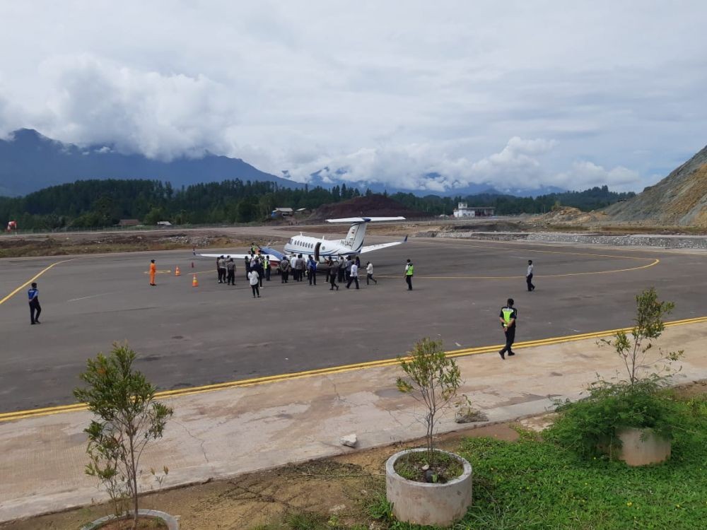 Diresmikan Jokowi, Proyek Bandara Toraja Potong Tiga Bukit