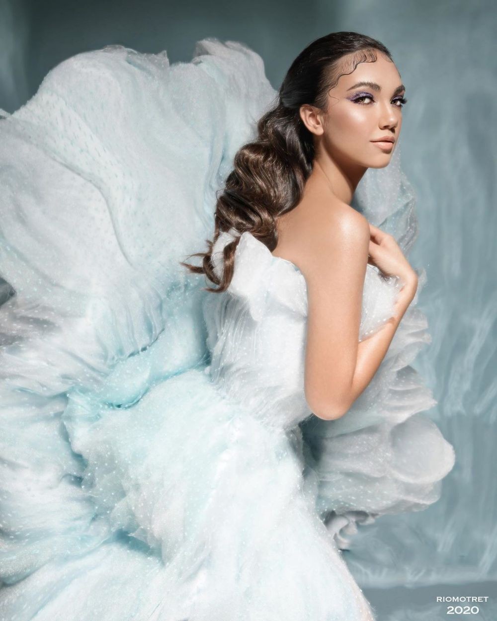 Anggun dan Berkelas, 10 Pemotretan Haico Van der Veken Bak Bidadari