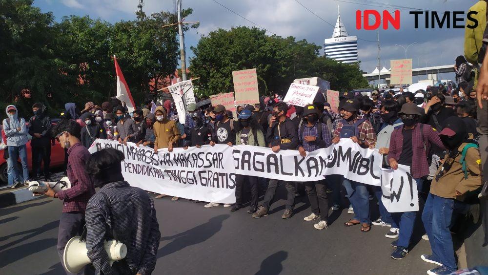 Demo Omnibus Law di Makassar, Pengunjuk Rasa Pindah-pindah Titik Aksi