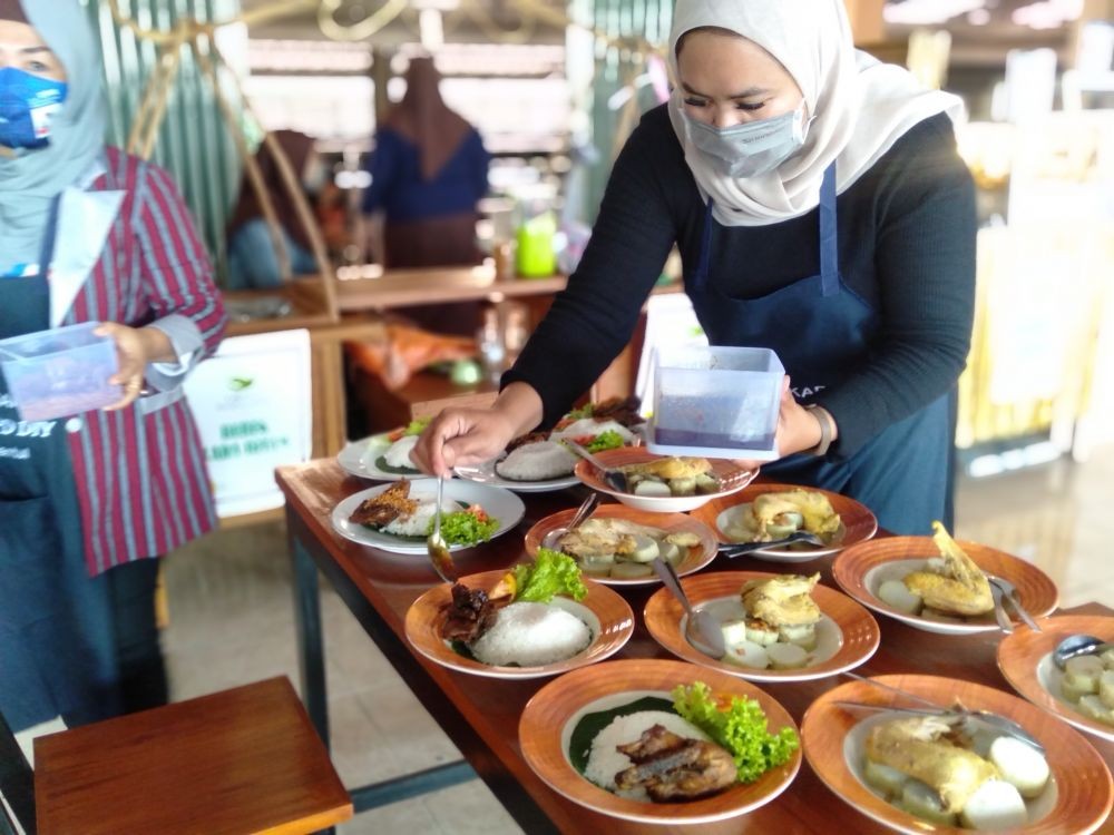 Lama Mangkrak, Kios Lantai II Pasar Bantul Disulap Jadi Food Corner