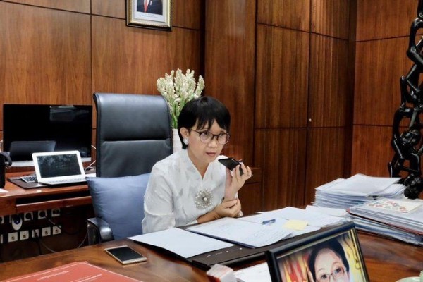 Cerita Menlu Retno soal Perjuangan Indonesia Dapat Vaksin COVID-19