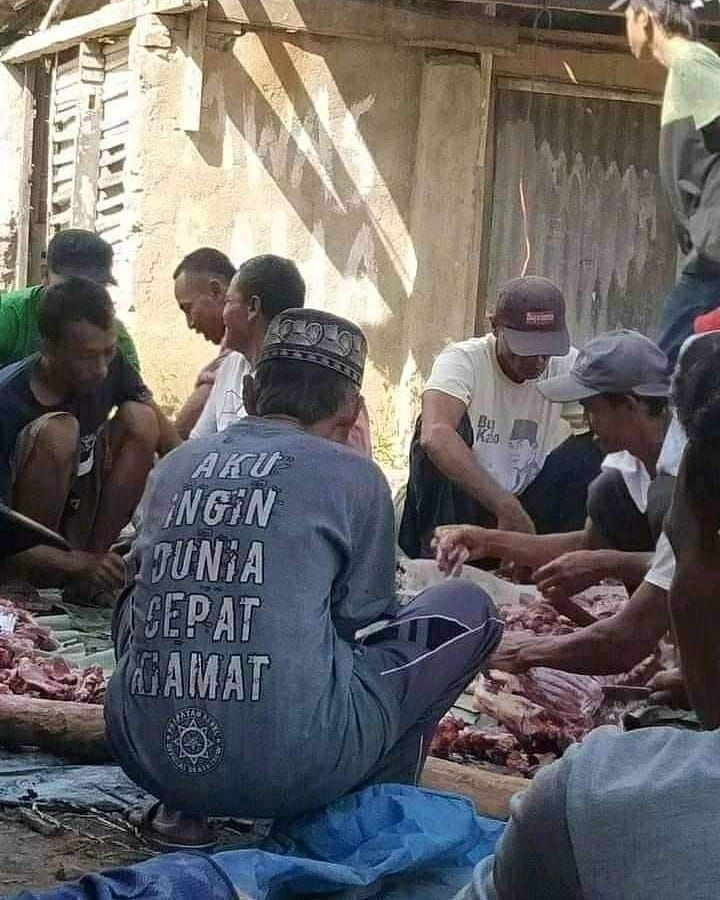 10 Potret Tulisan Kocak di Baju Kaus, Pengalaman Pribadi Ya?