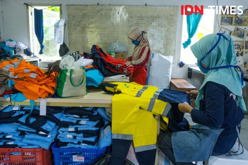 12 Potret Tangguh UMKM Konveksi di Semarang Kala Pandemik Virus Corona