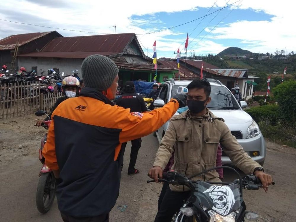 Polisi Berjaga di Gunung Bawakaraeng Jelang Peringatan Sumpah Pemuda
