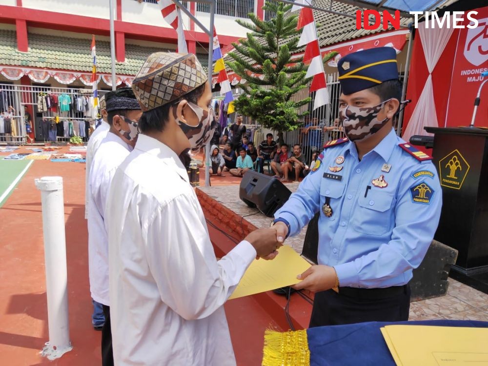 Berkah HUT ke-75 RI, Ratusan Napi Rutan Samarinda Terima Remisi