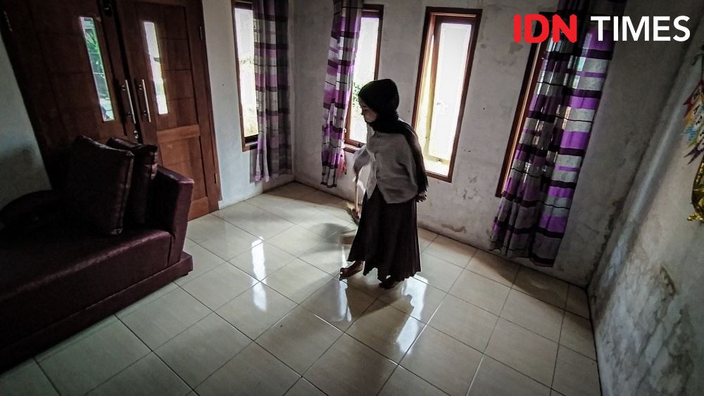 Jual Rumah Plus Cari Jodoh, Mama Muda di KBB Kaget Ditawar WNA