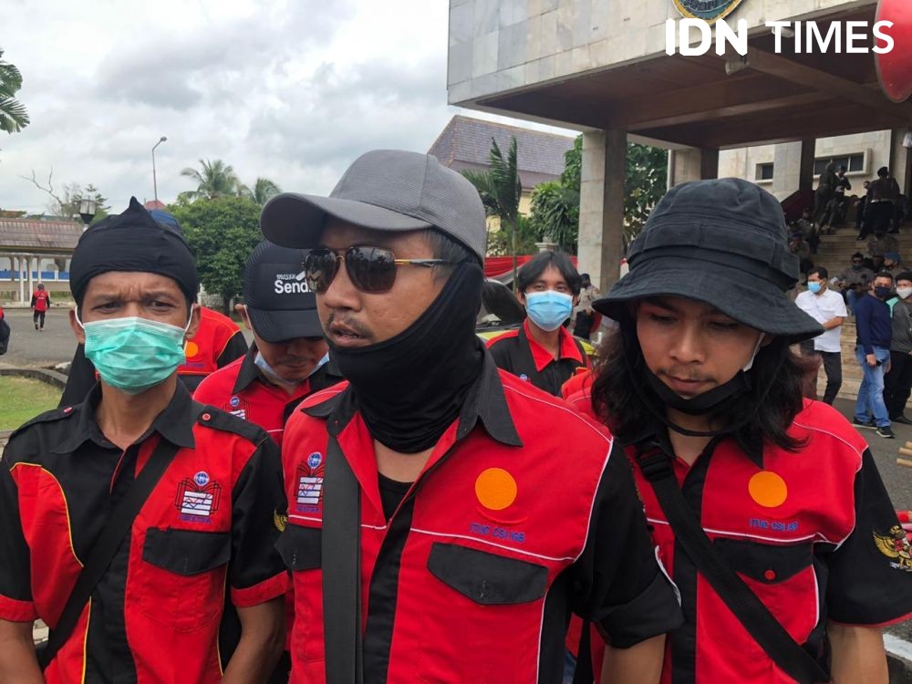 Demo Omnibus Law di Palembang: Anak Cucu Tak Mendapat Masa Depan Cerah