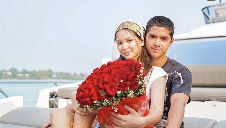 Beda Keyakinan, 8 Pasangan Artis Ini Tetap Kompak dan Mesra