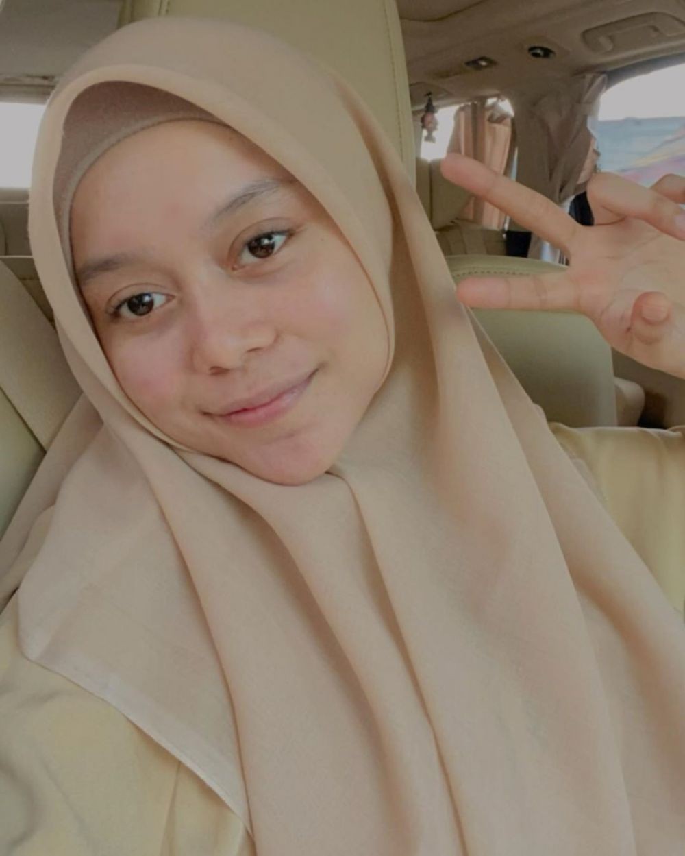 Jarang Terekspos, Ini 10 Potret Polos Lesty Kejora Gak Pakai Makeup