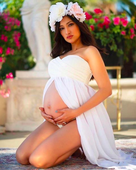 Lahirkan Anak Perempuan, 10 Perjalanan Kehamilan Rahma Azhari