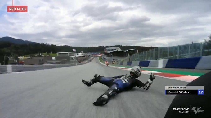 MotoGP: Maverick Vinales Menjatuhkan Diri saat Melesat 230 KM/Jam!