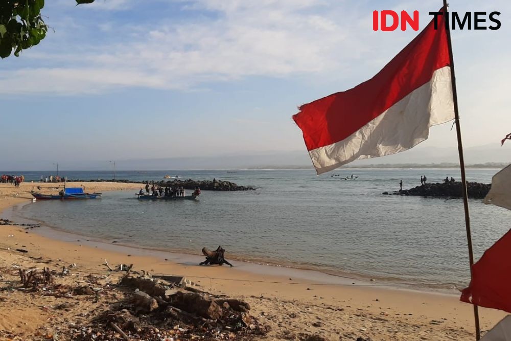 Ratusan Pesepeda Gowes Susuri Pantai Selatan Kebumen