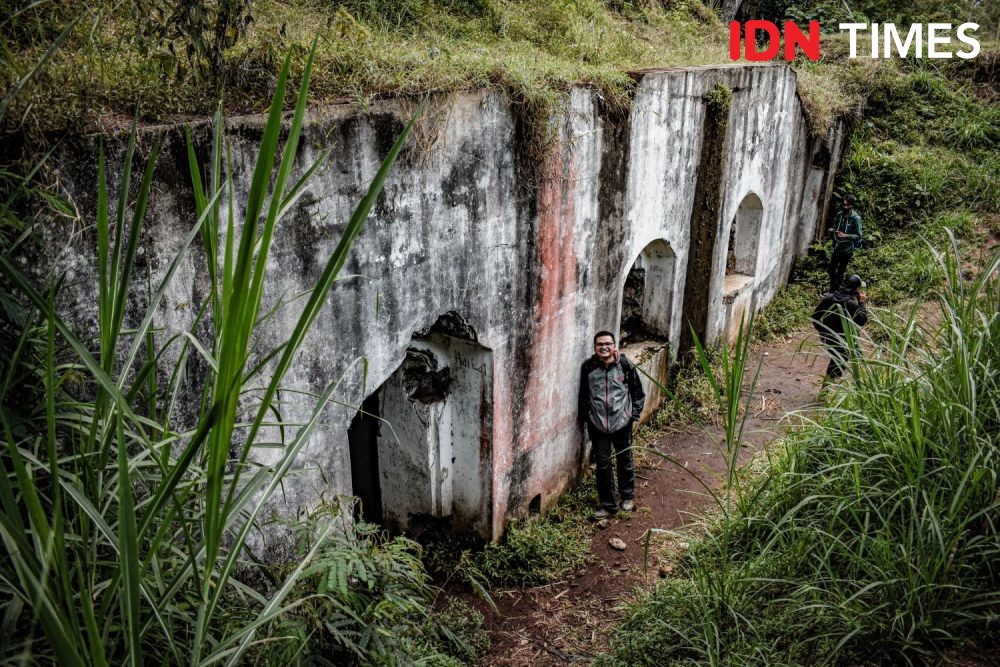 [FOTO] Mengintip Benteng KNIL Tersembunyi di Gunung Putri Lembang