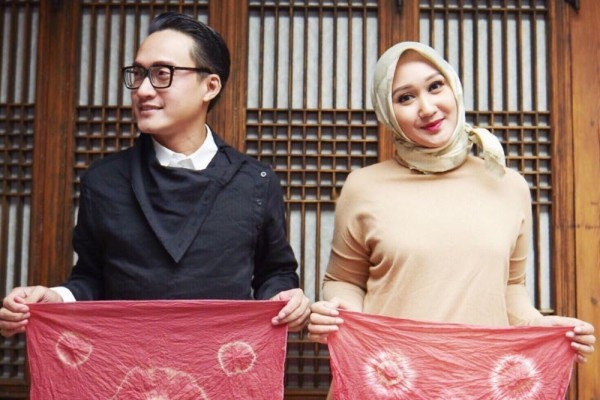 10 Potret Persahabatan Barli Asmara dan Dian Pelangi, Tinggal Kenangan