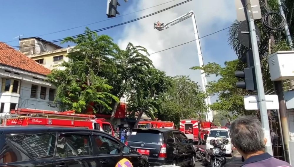 Kebakaran Toko Elektronik Kawasan Blauran, 5 Orang Sekeluarga Tewas