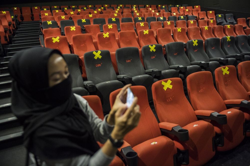 Ingat! Penonton Bioskop di Makassar Dilarang Makan dan Minum