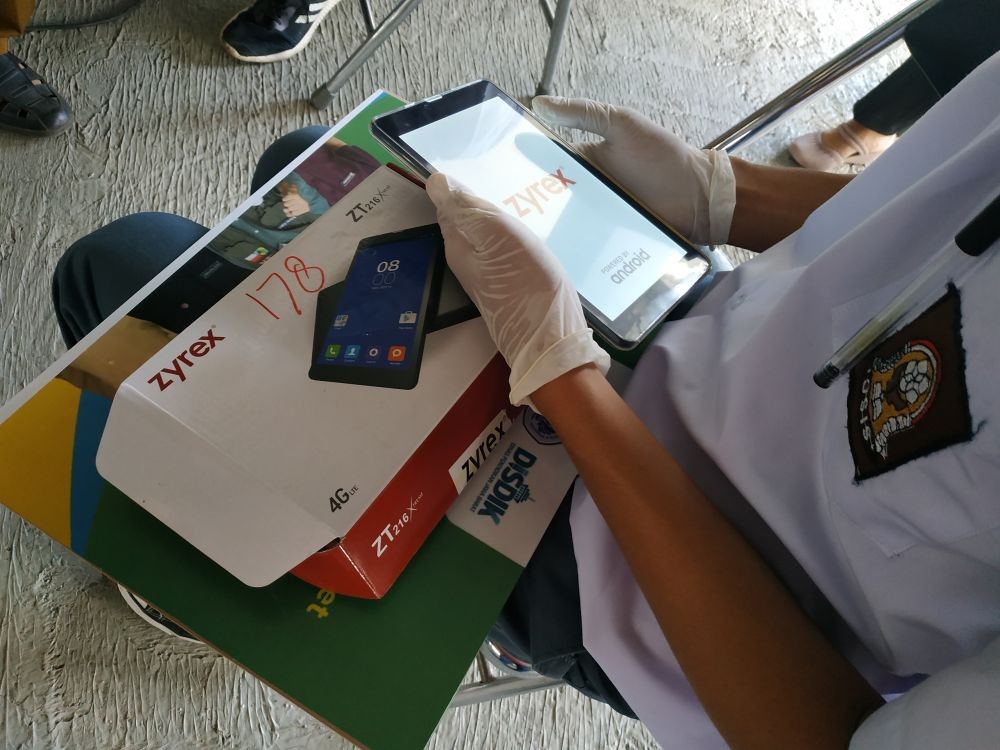 38 Ribu Siswa SMA di Jabar Dapat Pinjaman Tablet untuk Belajar Online