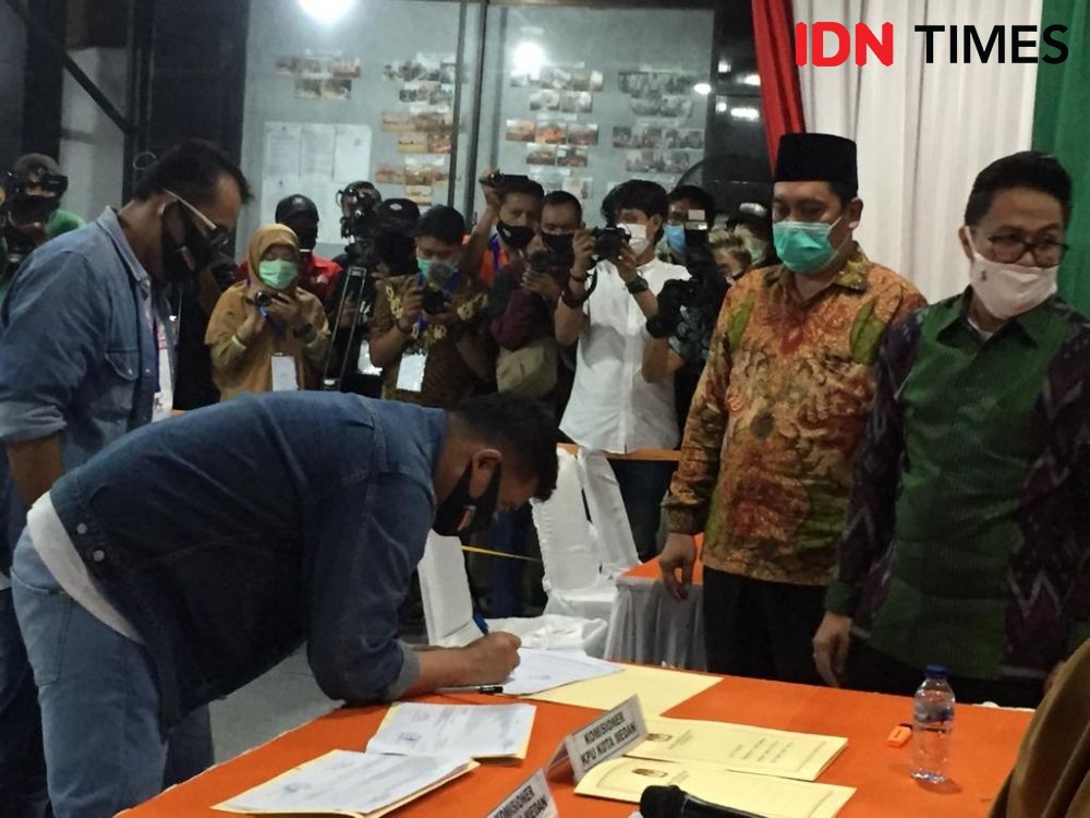 KPU Resmi Tetapkan Duel Bobby Kontra Akhyar di Pilkada Medan 2020