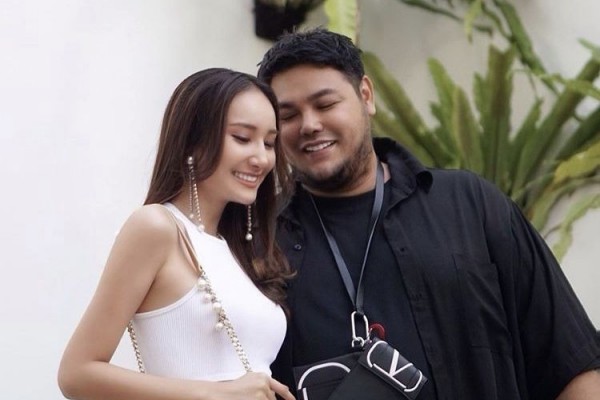 Bella Aprilia Disebut Gadis Pilihan Ivan Gunawan, Intip 10 Pesonanya