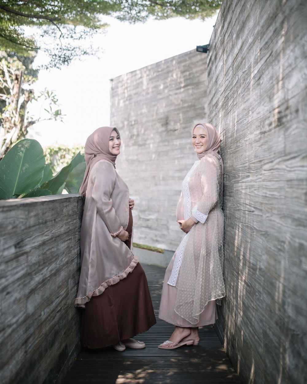 Super Menggemaskan, 10 Potret Maternity Shoot Erica Putri
