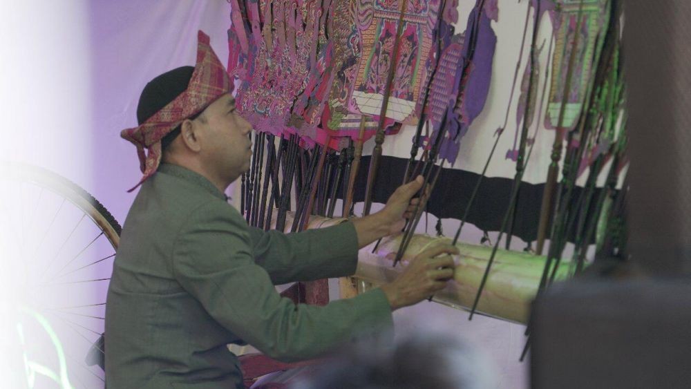 Curhat Pekerja Seni Palembang: Bagai Hidup di Batu Karang