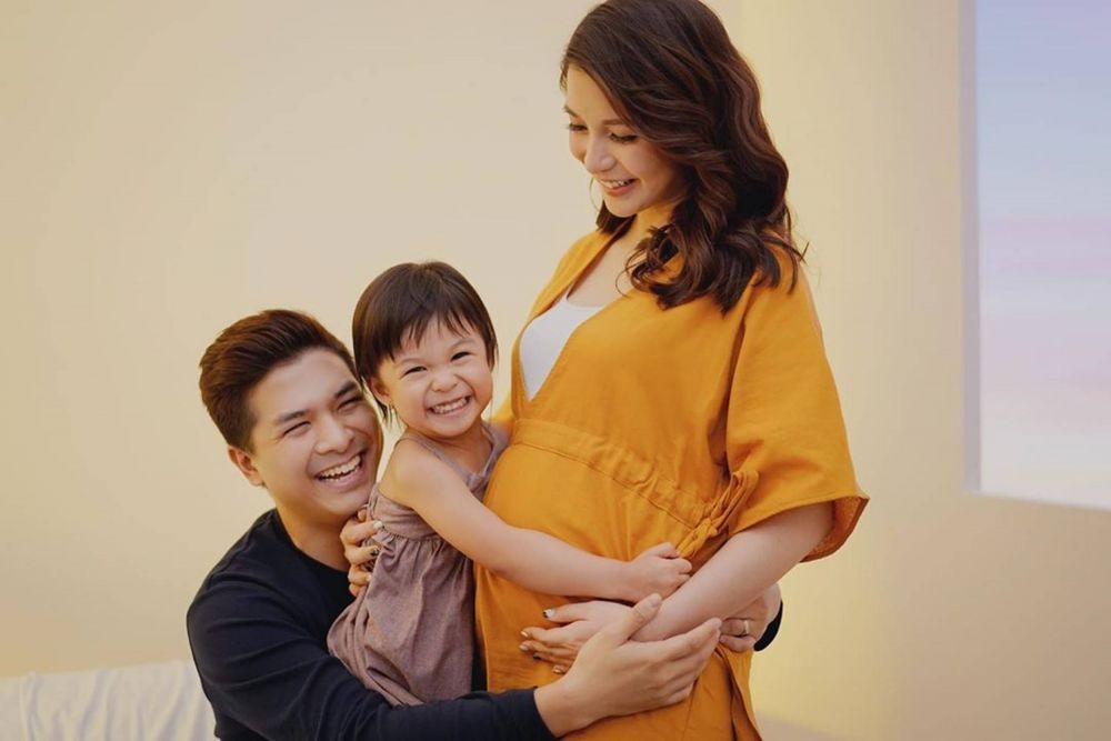 10 Anak Sulung Artis Ini Menanti Kelahiran Sang Adik, Hore Jadi Kakak!