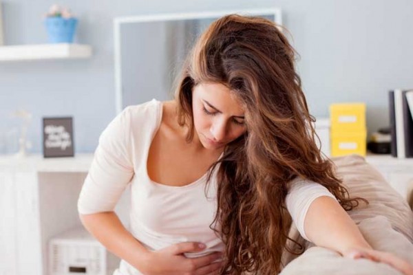 10 Tips Meredakan Sakit Perut ala Rumahan, Tidak Perlu ke Dokter