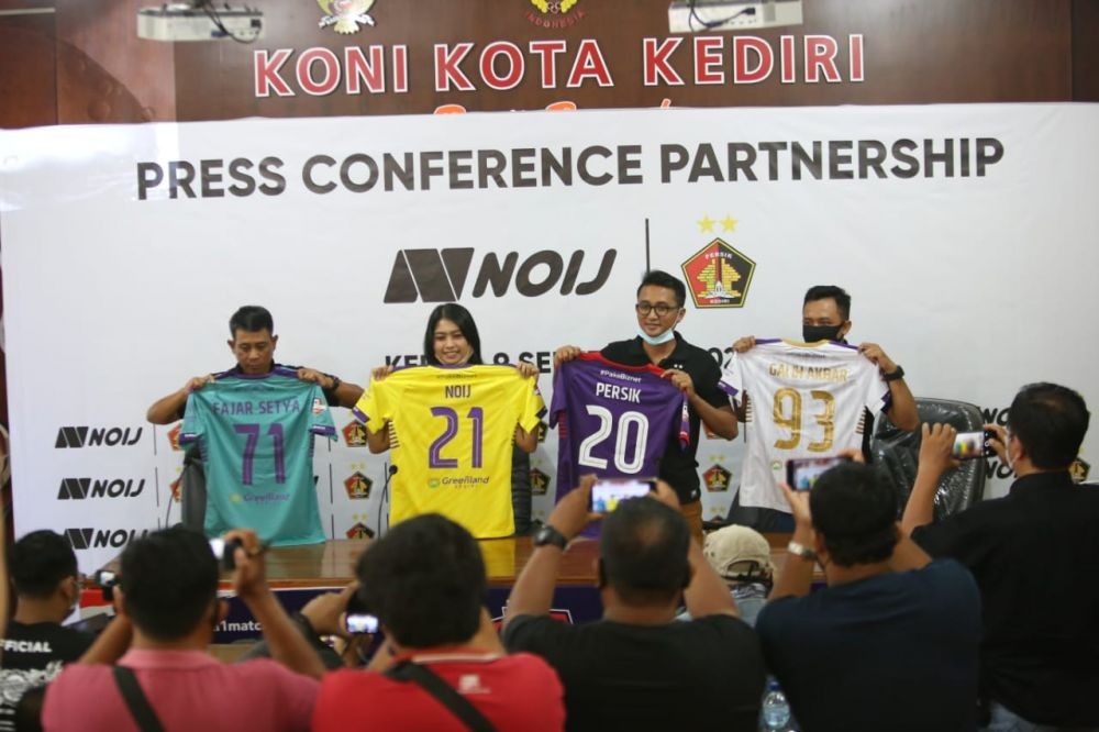 Gandeng Apparel Baru, Persik Kenalkan Jersey Anyarnya