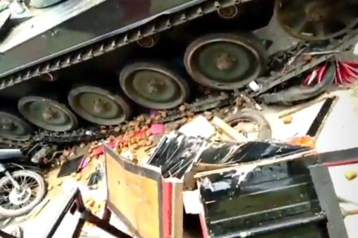 Tank Baja Lindas Motor di Cipatat KBB, Begini Penjelasan TNI