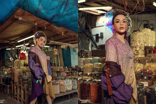 10 Potret Melaney Ricardo Pakai Baju Rp1 Miliar di Pasar Glodok, Hits!