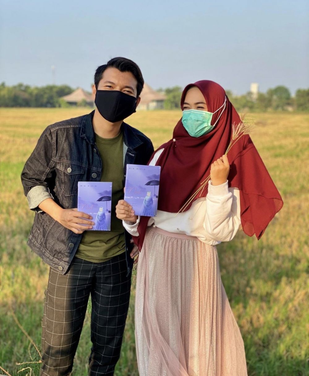 10 Potret Kebersamaan Ria Ricis dan Reza Surya yang Semakin Dekat