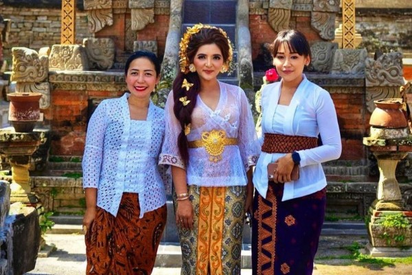Tampil Berbeda dan Menawan, 10 Potret Ashanty Pakai Kebaya Khas Bali