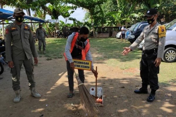 Tanpa Masker, Warga Kaltim Siap-siap Terima Sanksi Satgas