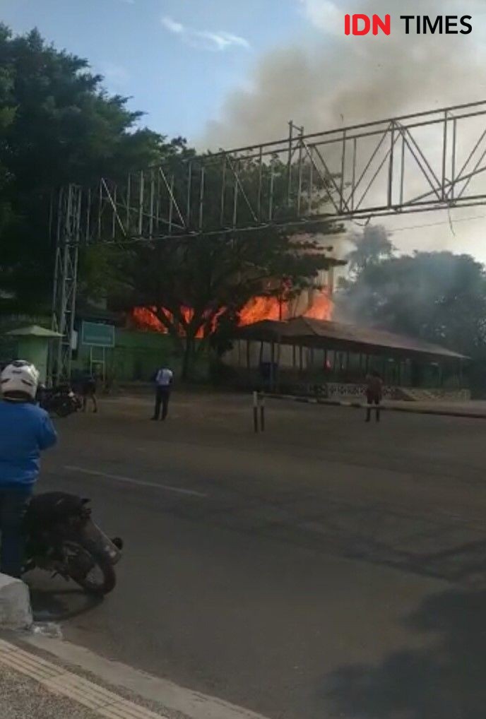 Orang dengan Gangguan Jiwa Diduga Picu GOR Saburai Lampung Terbakar