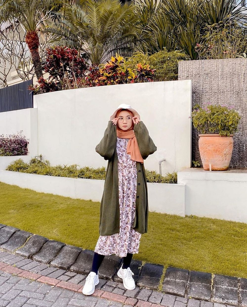 9 Padu Padan Style Hijab Manis ala Influencer Richa Etika Ulhaq